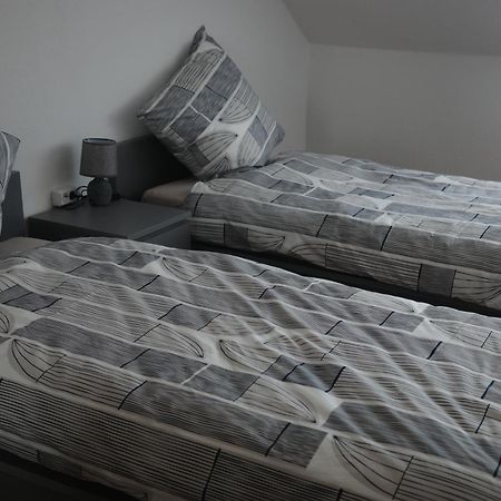 Moderne Wohnung In Eutritzsch Lipsia Esterno foto