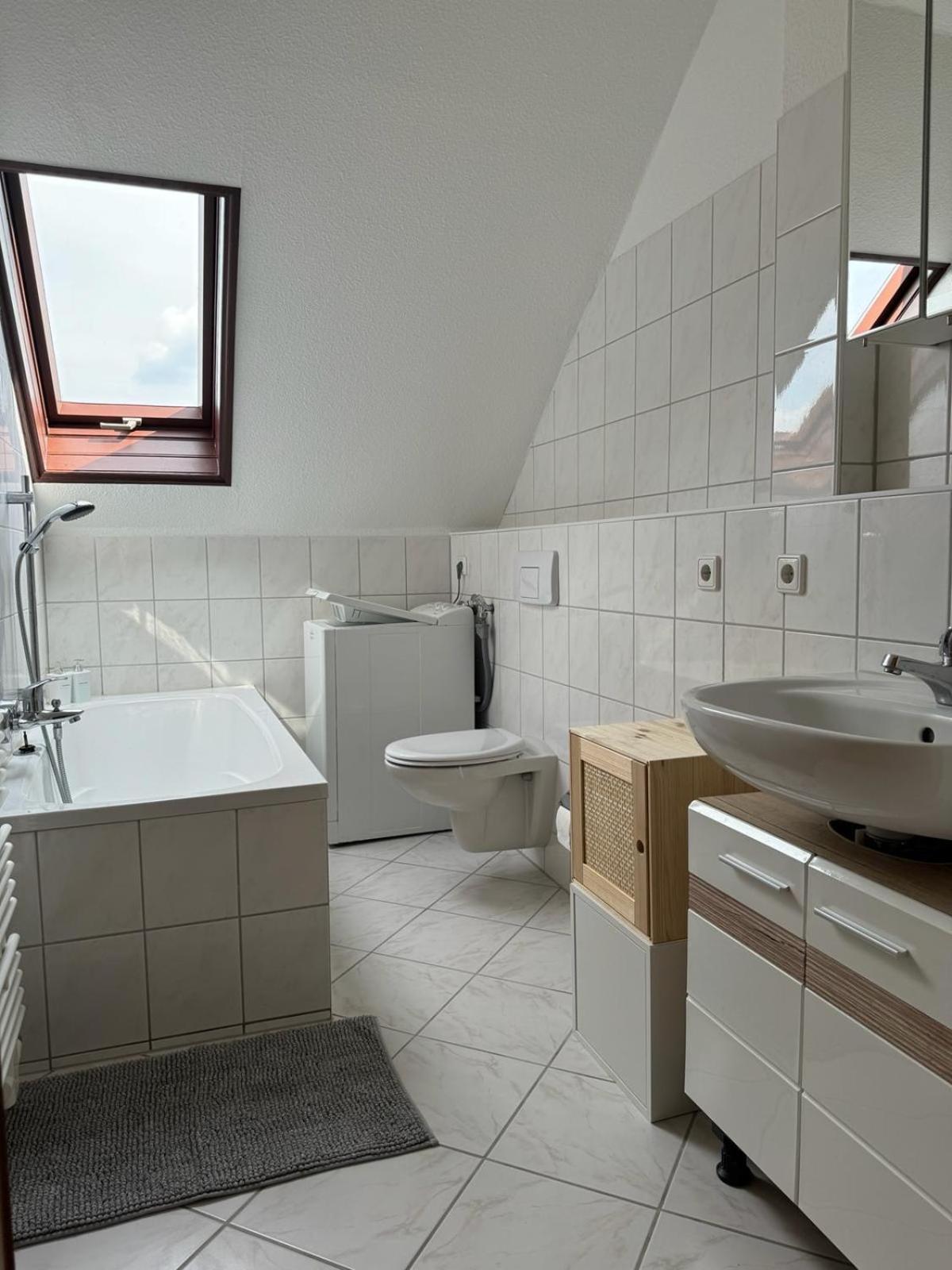 Moderne Wohnung In Eutritzsch Lipsia Esterno foto