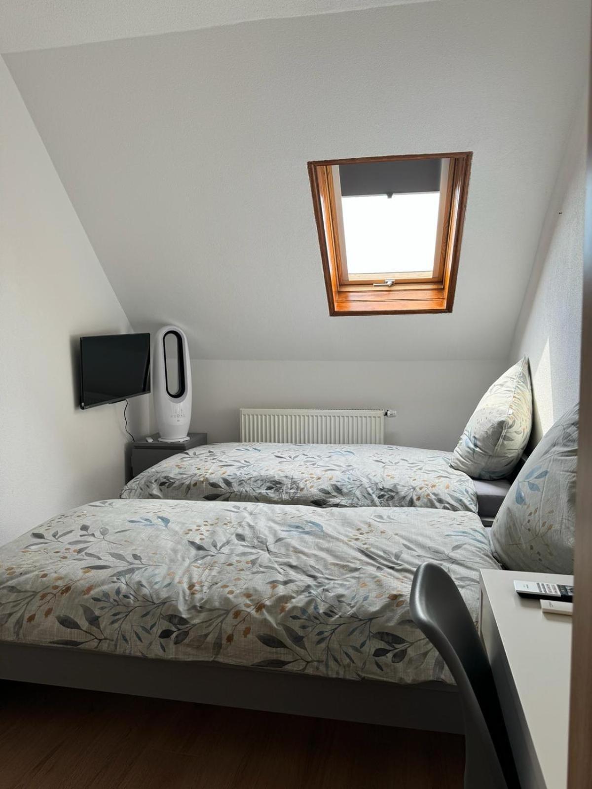 Moderne Wohnung In Eutritzsch Lipsia Esterno foto